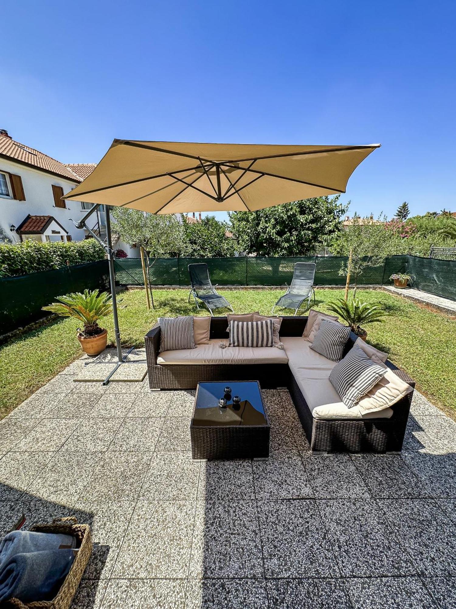 Apartments Dent Umag Exterior foto